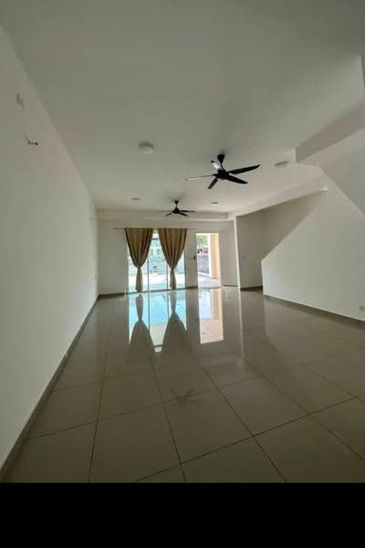 Rumah Teres 2-Tingkat untuk Dijual di Iskandar Puteri (Nusajaya) (Johor) - Jayne Wong - Living Room - PropertyGuru.com.my