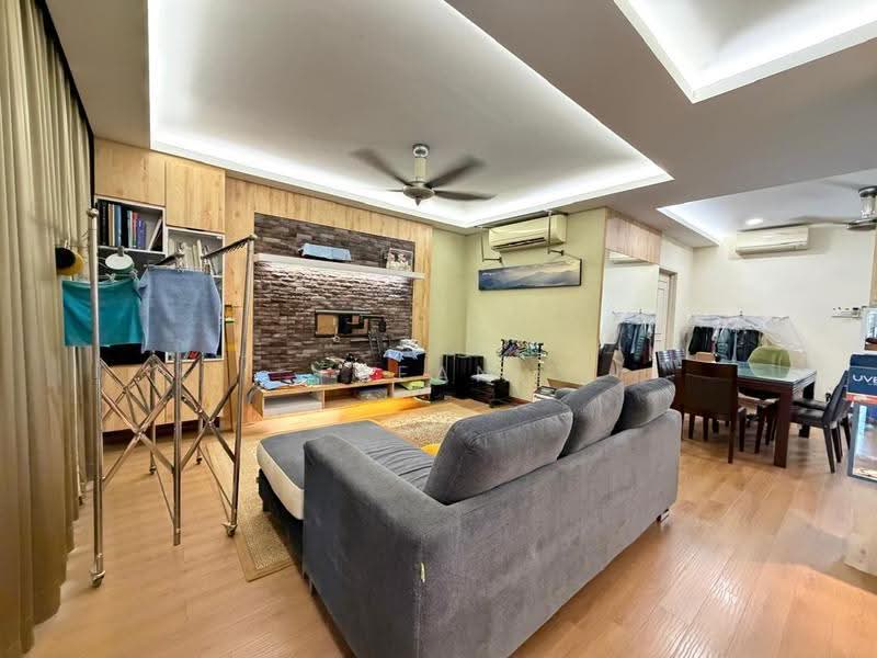2-storey Terraced House for Sale in Taman Desa Tebrau (Tebrau) - Sean Yeoh - Living Room - PropertyGuru.com.my