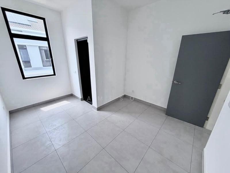 2-storey Terraced House for Sale in Taman Mount Austin (Tebrau) - Jameson Choo - PropertyGuru.com.my