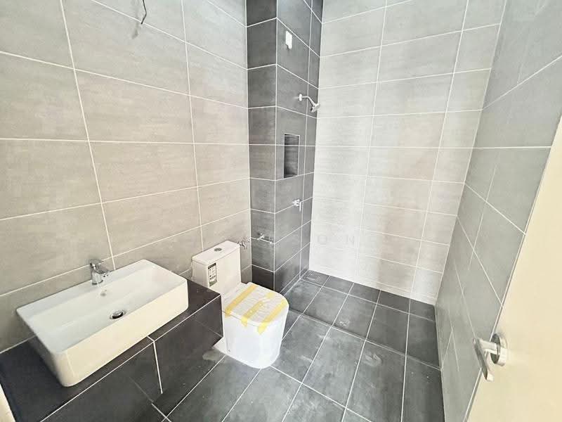 Rumah Teres 2-Tingkat untuk Dijual di Tebrau (Johor) - Jameson Choo - Bathroom - PropertyGuru.com.my