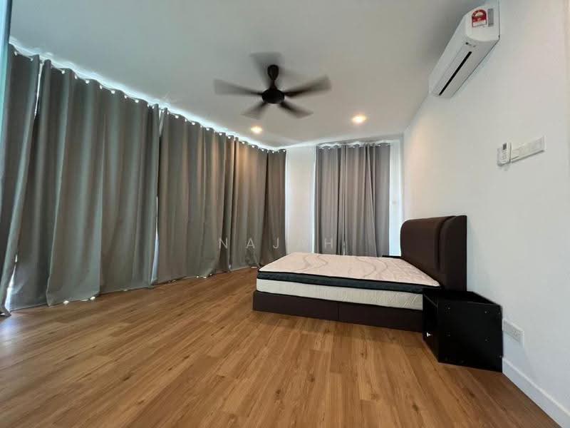 Kondominium untuk Disewa di Cristal Serin Residence - Najah Kadir - Bedroom - PropertyGuru.com.my