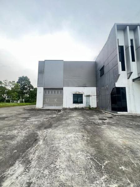 Semi-D Factory for Rent in Eco Business Park 1 (Johor Bahru) - Suk Teng Choong - Exterior - PropertyGuru.com.my