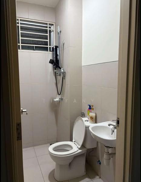 2-storey Terraced House for Sale in Bandar Country Homes (Rawang) - Tiffany Yang - Bathroom - PropertyGuru.com.my