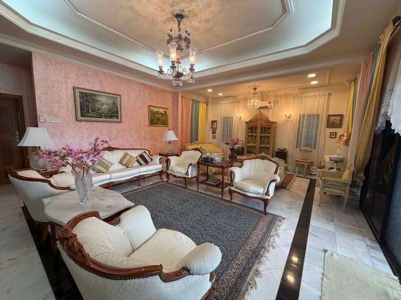 Bungalow House for Sale in Shah Alam (Selangor) - Muhammad Faris - Living Room - PropertyGuru.com.my