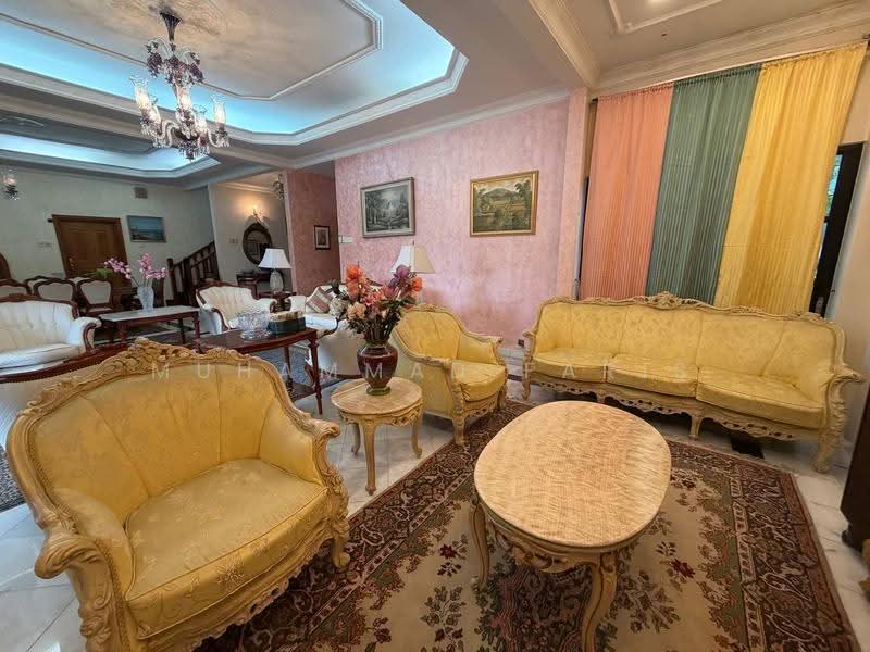 Bungalow House for Sale in Shah Alam (Selangor) - Muhammad Faris - Living Room - PropertyGuru.com.my