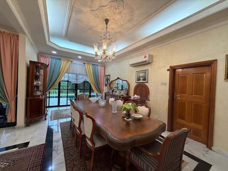 Bungalow House for Sale in Shah Alam (Selangor) - Muhammad Faris - Dining Room - PropertyGuru.com.my