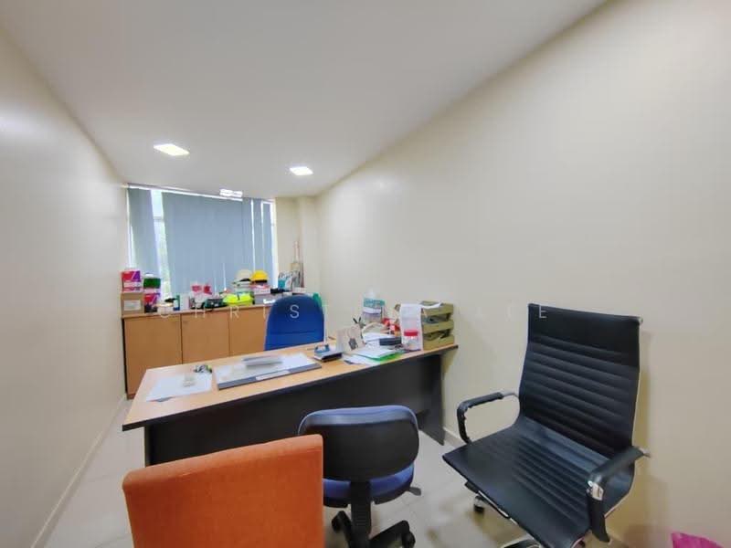 Shop for Sale in Taman Cheng Utama (Cheng) - Christina Lee - PropertyGuru.com.my