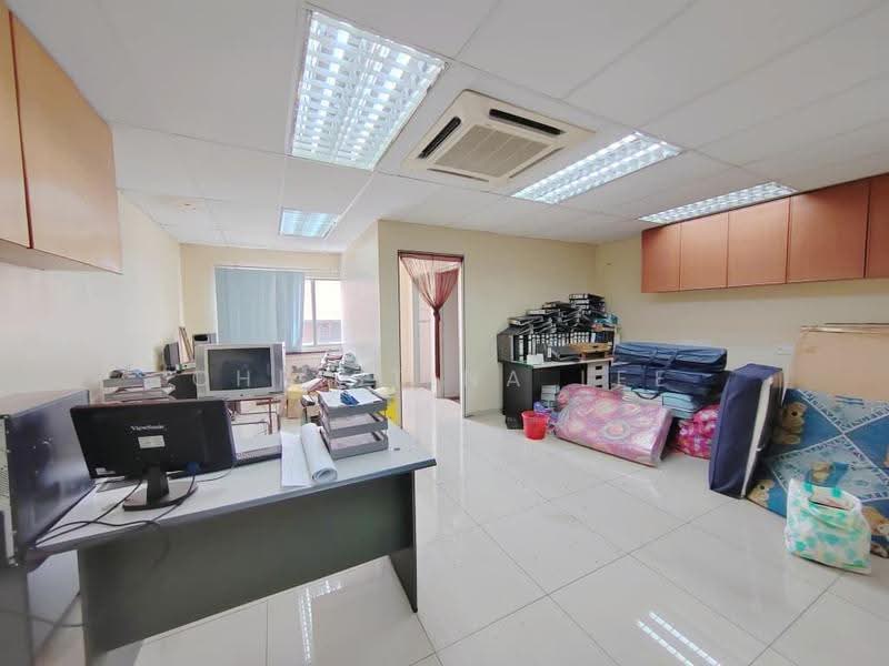 Shop for Sale in Taman Cheng Utama (Cheng) - Christina Lee - PropertyGuru.com.my