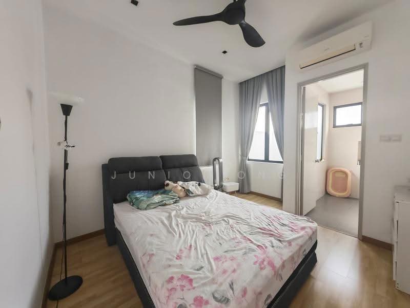 2-storey Terraced House for Sale in Rawang (Selangor) - Junior Ong - Bedroom - PropertyGuru.com.my