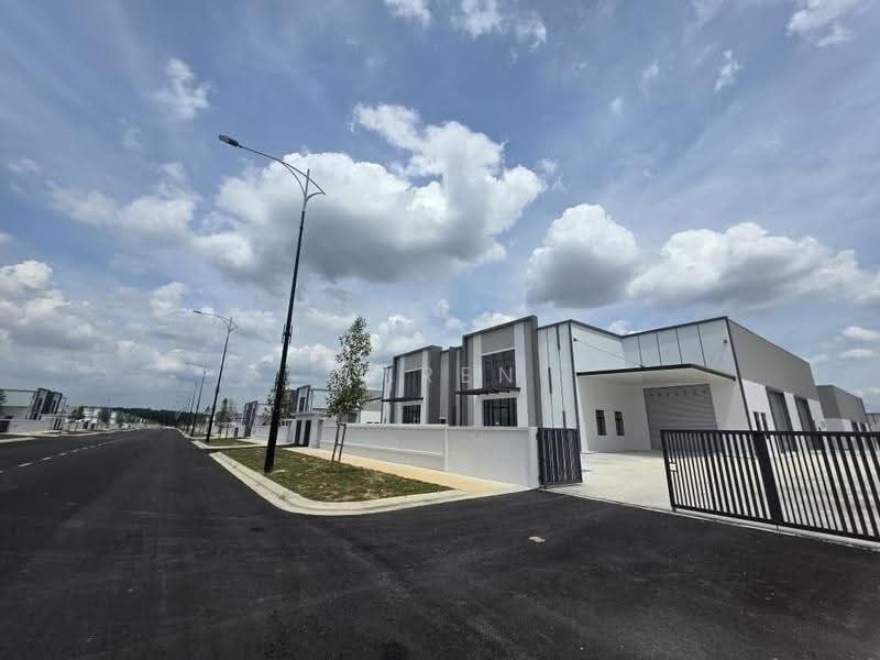 Semi-D Factory for Rent in Eco Business Park 1 (Johor Bahru) - Karen Heng - Exterior - PropertyGuru.com.my