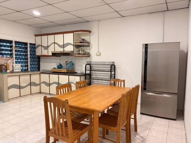 Rumah Teres 1-Tingkat untuk Disewa di Kulai (Johor) - Sam Liew - Kitchen - PropertyGuru.com.my