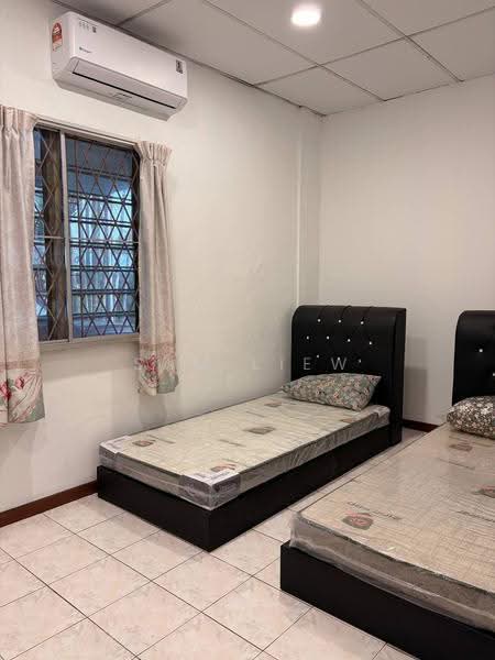 Rumah Teres 1-Tingkat untuk Disewa di Kulai (Johor) - Sam Liew - Bedroom - PropertyGuru.com.my