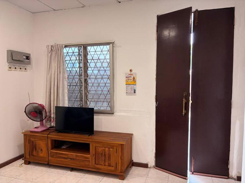 Rumah Teres 1-Tingkat untuk Disewa di Kulai (Johor) - Sam Liew - Living Room - PropertyGuru.com.my