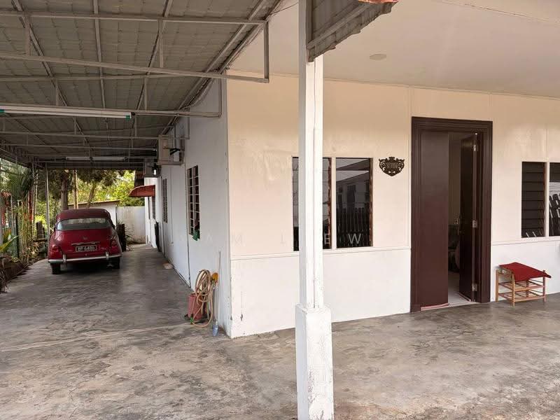 Rumah Teres 1-Tingkat untuk Disewa di Kulai (Johor) - Sam Liew - Exterior - PropertyGuru.com.my