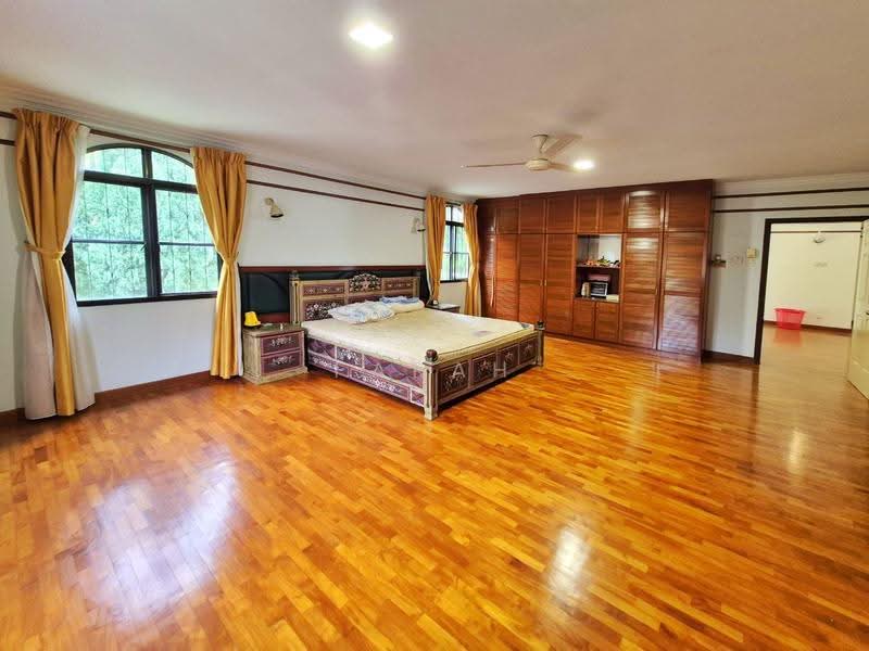 Rumah Berkembar untuk Dijual di Seksyen 13 (Shah Alam) - Farah Rasul - PropertyGuru.com.my
