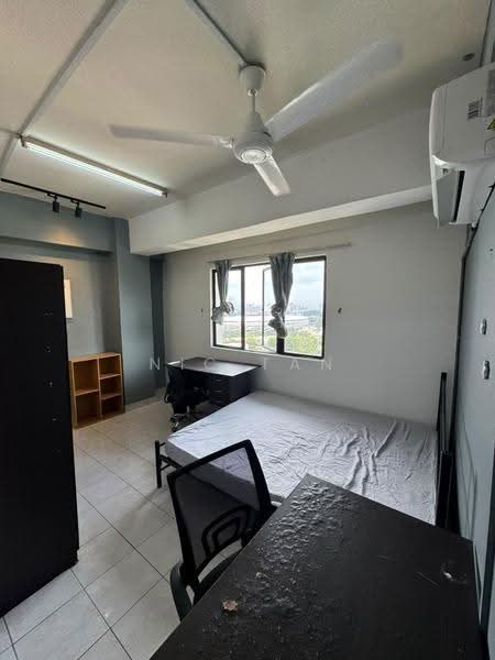 2-storey Terraced House for Sale in Taman Pinggiran Putra (Seri Kembangan) - Nic Tan - Bedroom - PropertyGuru.com.my