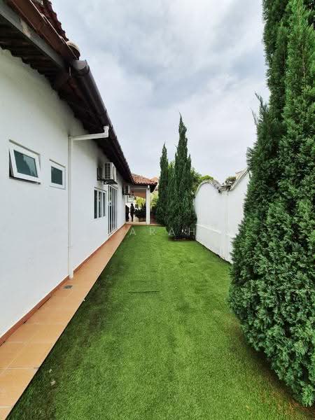 Bungalow House for Sale in Seksyen 8 (Shah Alam) - Farah Rasul - PropertyGuru.com.my