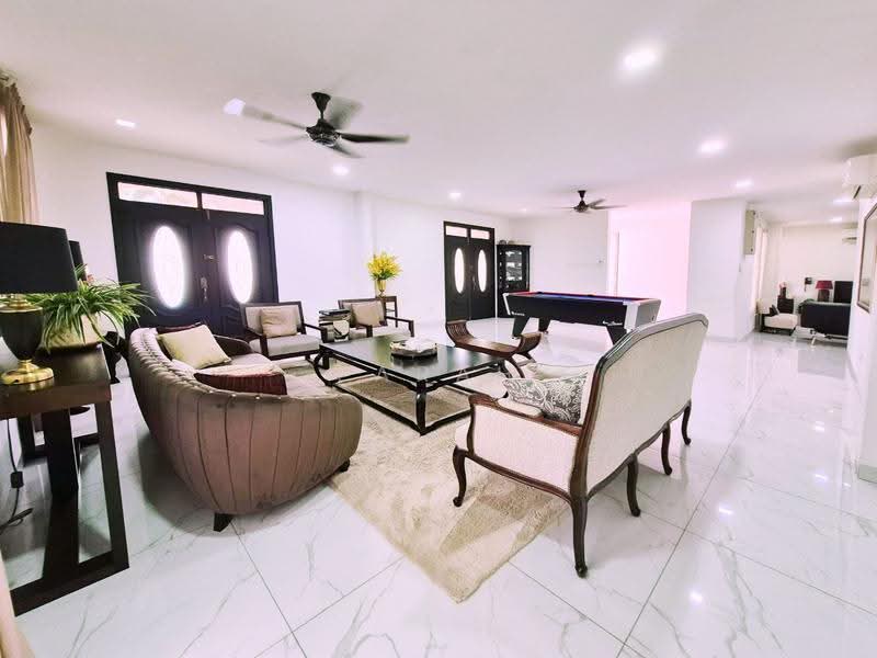 Bungalow House for Sale in Seksyen 8 (Shah Alam) - Farah Rasul - PropertyGuru.com.my