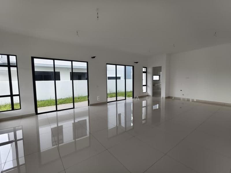 Rumah Berkembar untuk Disewa di Setia Tropika (Johor Bahru) - Thea Lai - PropertyGuru.com.my