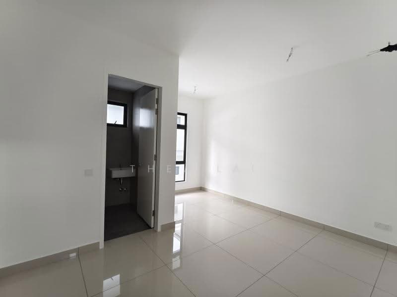 Rumah Berkembar untuk Disewa di Setia Tropika (Johor Bahru) - Thea Lai - PropertyGuru.com.my