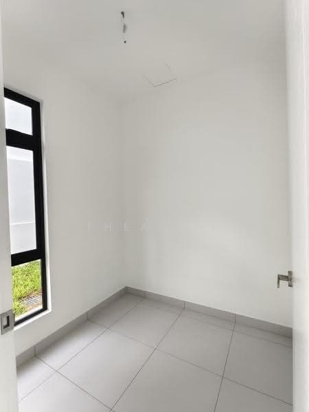 Rumah Berkembar untuk Disewa di Setia Tropika (Johor Bahru) - Thea Lai - PropertyGuru.com.my