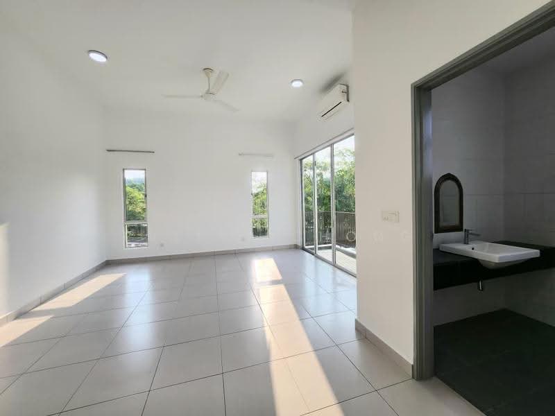 2-storey Terraced House for Rent in Seremban (Negeri Sembilan) - Evelyn Chong - Living Room - PropertyGuru.com.my