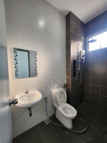 2-storey Terraced House for Rent in Seremban (Negeri Sembilan) - Evelyn Chong - Bathroom - PropertyGuru.com.my