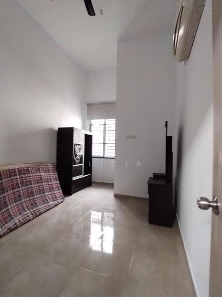 2-storey Terraced House for Sale in Taman Nusa Sentral (Iskandar Puteri (Nusajaya)) - Alicia Fong - Bedroom - PropertyGuru.com.my