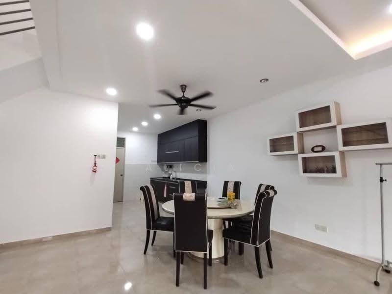 2-storey Terraced House for Sale in Taman Nusa Sentral (Iskandar Puteri (Nusajaya)) - Alicia Fong - Dining Room - PropertyGuru.com.my