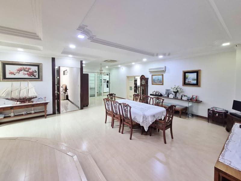 Bungalow House untuk Dijual di Seksyen 8 (Shah Alam) - Farah Rasul - PropertyGuru.com.my