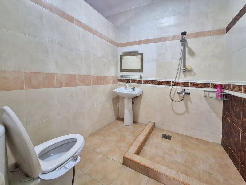 Bungalow House untuk Dijual di Seksyen 8 (Shah Alam) - Farah Rasul - PropertyGuru.com.my