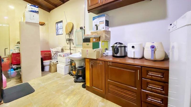 Bungalow House untuk Dijual di Seksyen 8 (Shah Alam) - Farah Rasul - PropertyGuru.com.my