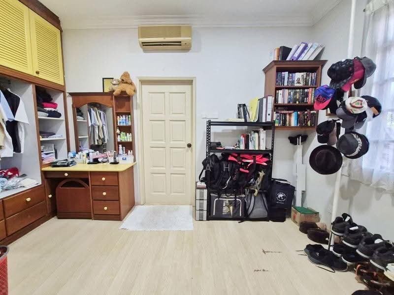 Bungalow House untuk Dijual di Seksyen 8 (Shah Alam) - Farah Rasul - PropertyGuru.com.my