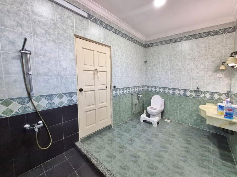 Bungalow House untuk Dijual di Seksyen 8 (Shah Alam) - Farah Rasul - PropertyGuru.com.my