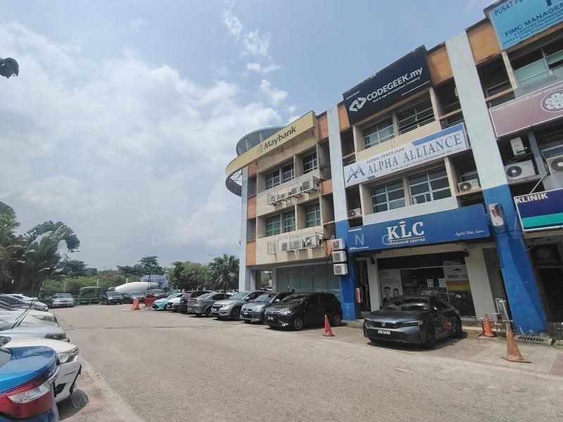 Shop / Office untuk Disewa di Bandar Baru Permas Jaya (Permas Jaya) - Darren Ang - Exterior - PropertyGuru.com.my