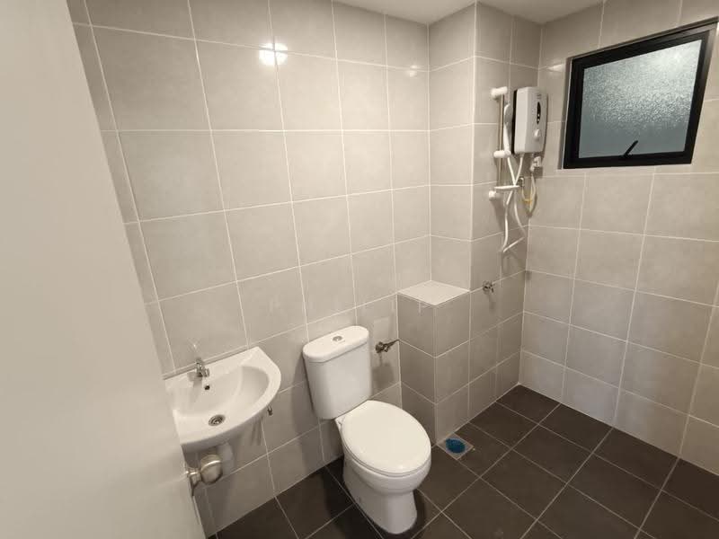 Service Residence for Sale at Huni @ Eco Ardence - Philip Chin - Bathroom - PropertyGuru.com.my