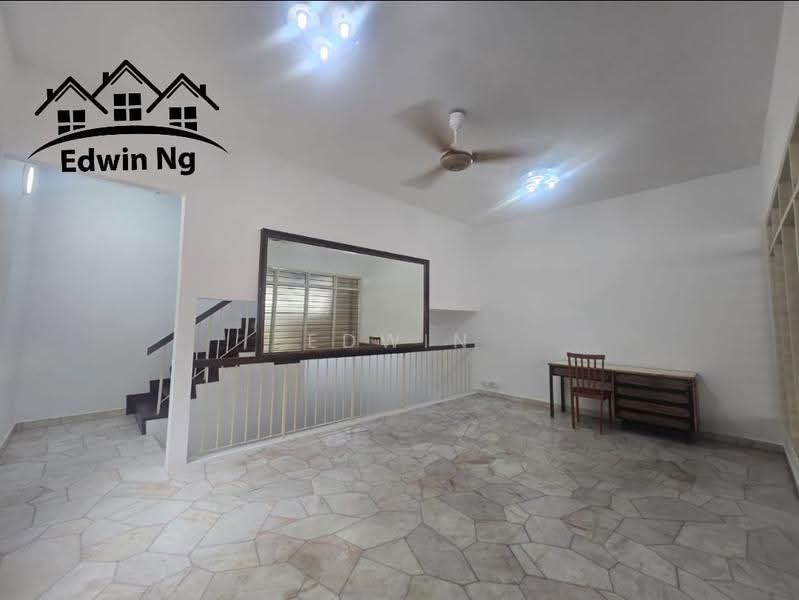 2-storey Terraced House for Rent in Island Park (Jelutong) - Edwin Ng - Living Room - PropertyGuru.com.my
