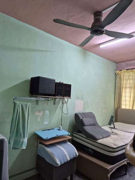 2-storey Terraced House for Sale in Taman Puteri Wangsa (Ulu Tiram) - Cheryl Ng - Bedroom - PropertyGuru.com.my