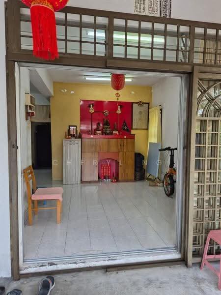 2-storey Terraced House for Sale in Taman Puteri Wangsa (Ulu Tiram) - Cheryl Ng - Entrance - PropertyGuru.com.my