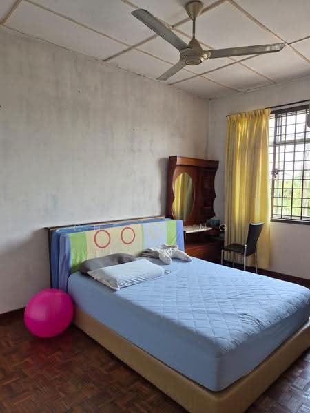 2-storey Terraced House for Sale in Taman Puteri Wangsa (Ulu Tiram) - Cheryl Ng - Bedroom - PropertyGuru.com.my
