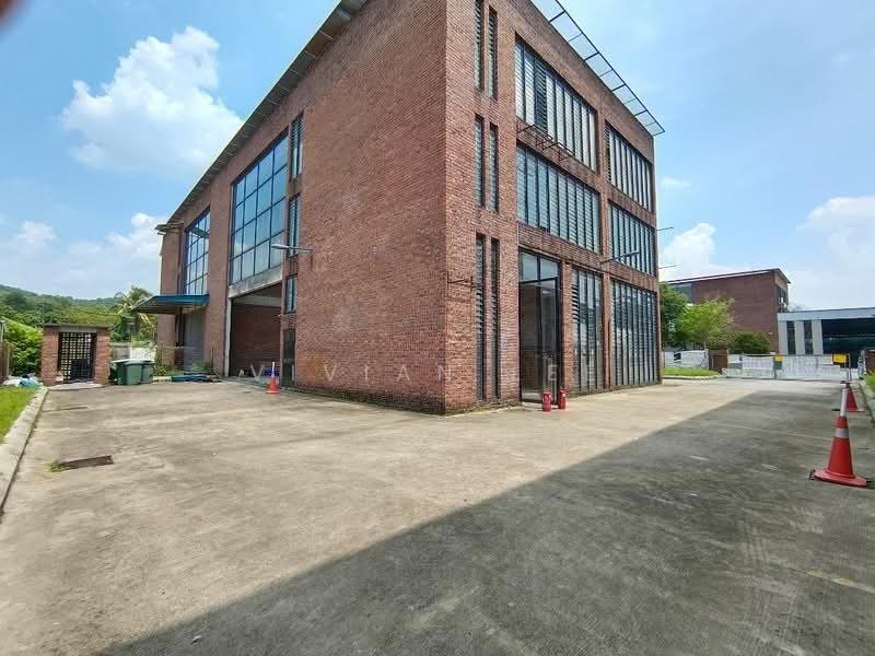 Semi-D Factory for Rent in Shah Alam (Selangor) - Vivian Lee - Exterior - PropertyGuru.com.my