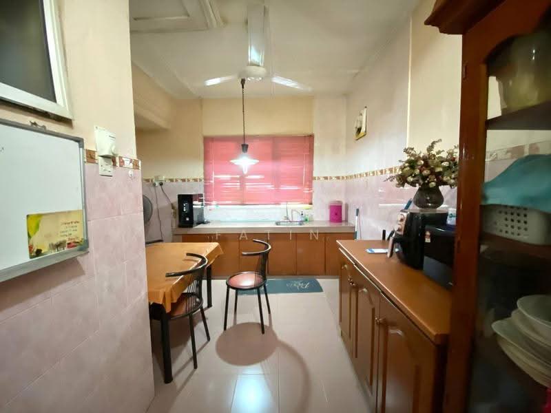 2-storey Terraced House for Sale in Bangi (Selangor) - Fatin Ismail - Kitchen - PropertyGuru.com.my