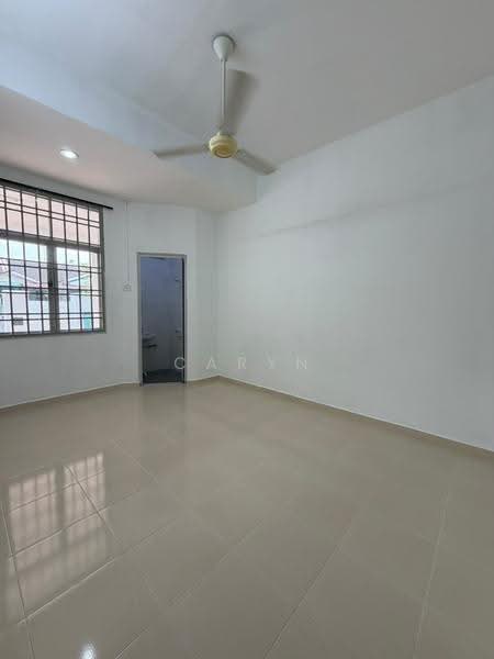 Rumah Teres 1-Tingkat untuk Dijual di Bandar Putra Kulai (Kulai) - Caryn Ter - Interior - PropertyGuru.com.my