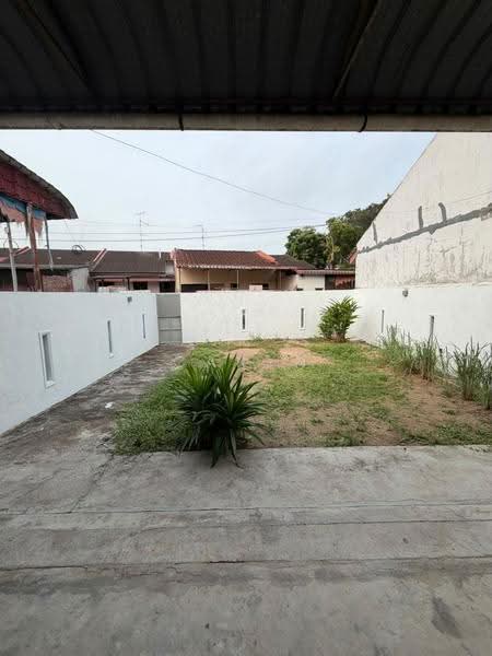 Rumah Teres 1-Tingkat untuk Dijual di Bandar Putra Kulai (Kulai) - Caryn Ter - Exterior - PropertyGuru.com.my