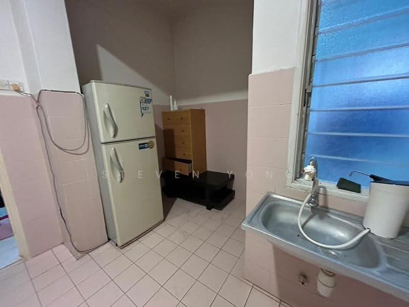 Condominium for Sale at Evergreen Park Acorn & Hazel - Steven Yong - Kitchen - PropertyGuru.com.my