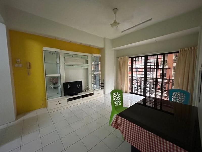 Condominium for Sale at Evergreen Park Acorn & Hazel - Steven Yong - Living Room - PropertyGuru.com.my
