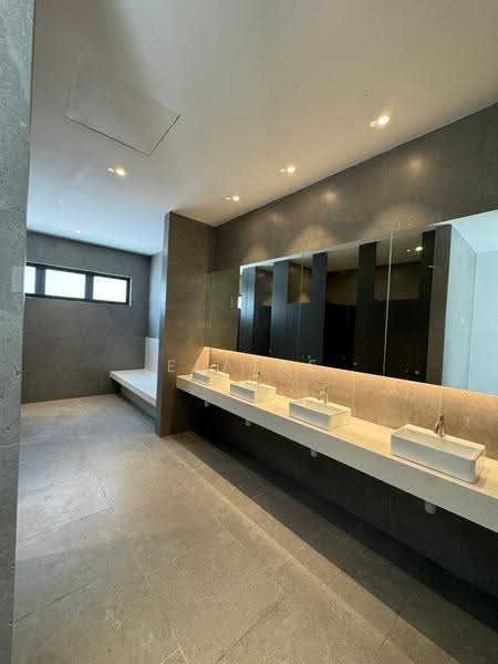 Kediaman Servis untuk Disewa di 168 Park Residensi Selayang - Elaine Loke - Bathroom - PropertyGuru.com.my