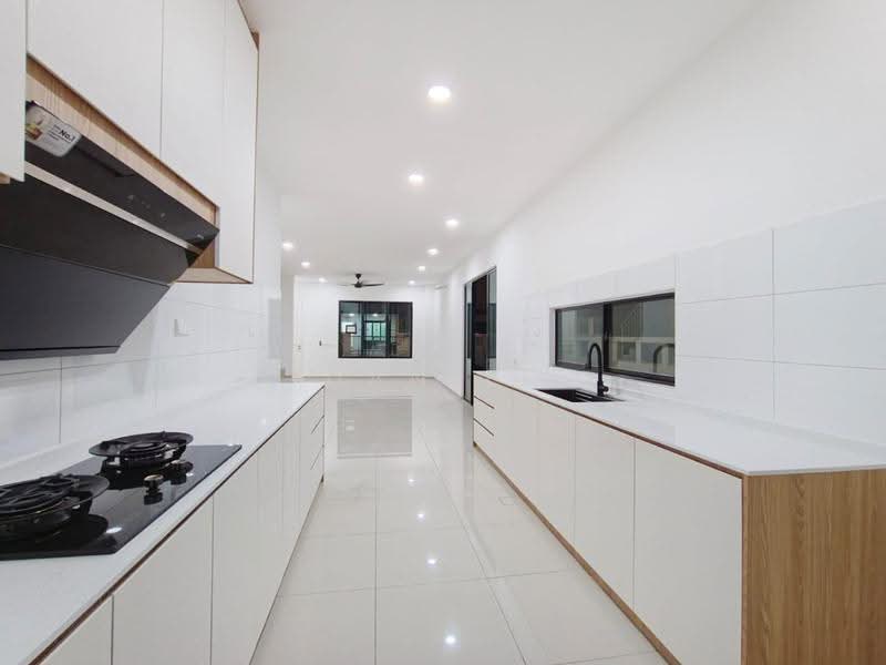2-storey Terraced House for Rent in Kota Masai (Pasir Gudang) - Daniel Ling - Kitchen - PropertyGuru.com.my