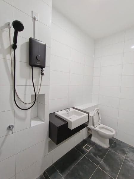 2-storey Terraced House for Rent in Kota Masai (Pasir Gudang) - Daniel Ling - Bathroom - PropertyGuru.com.my
