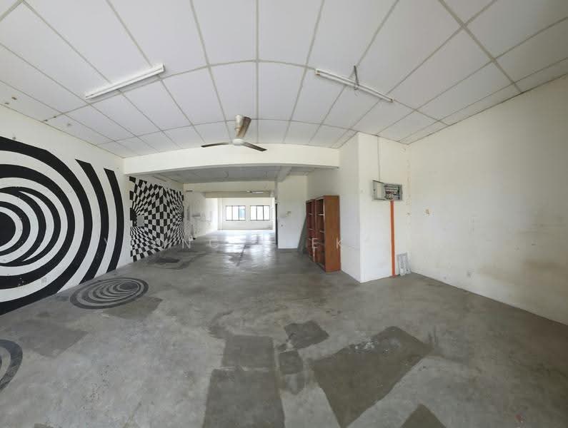 Shop for Sale in Bandar Tropicana Aman (Telok Panglima Garang) - Yeong Khek Tan - Interior - PropertyGuru.com.my